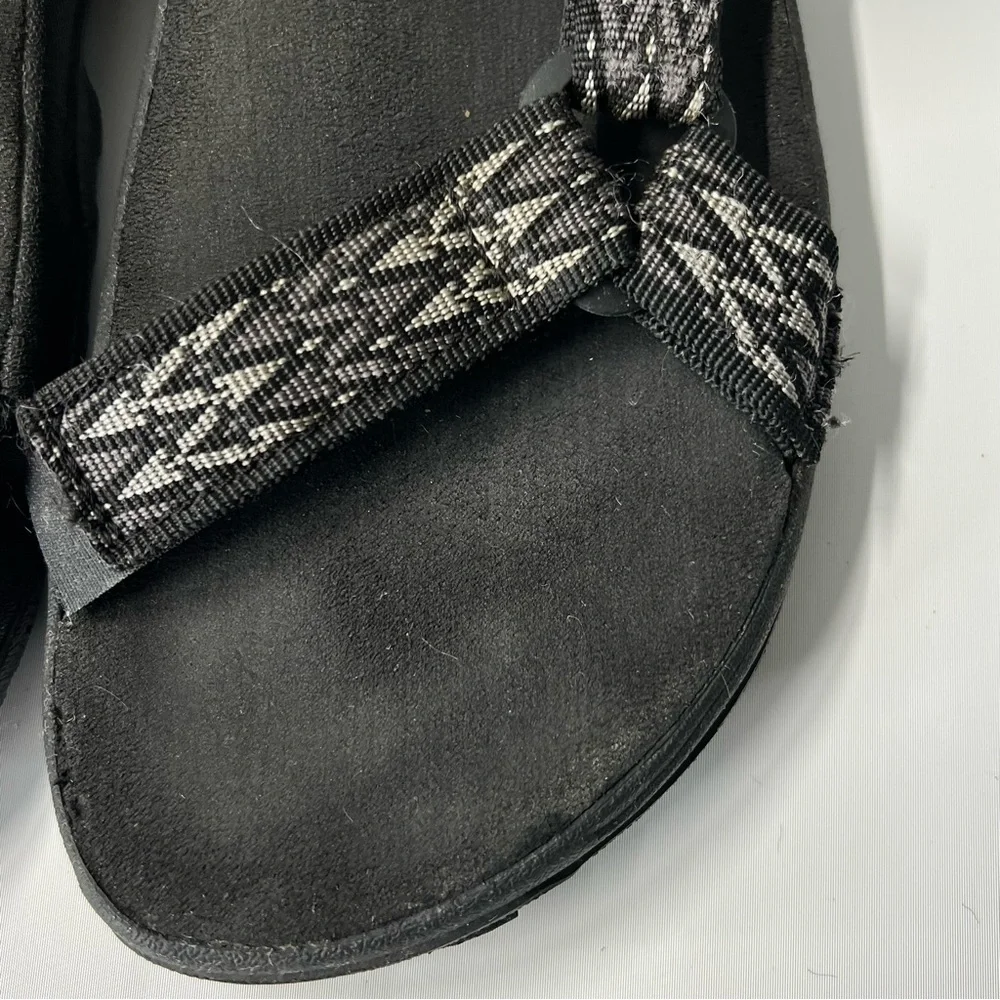 TEVA US 9 Black Mens Universal Terra Fi sport Hiking Outdoor Sandals Black Gray